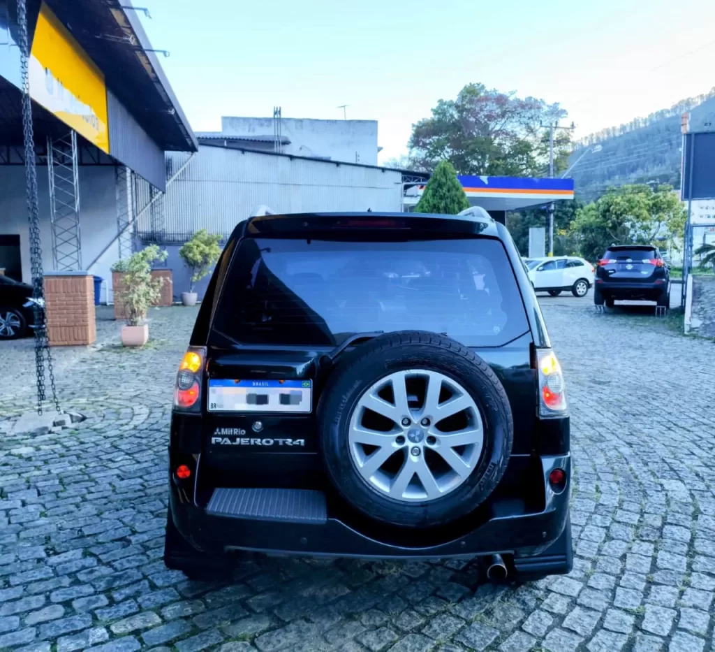 Pajero TR4 2012 1