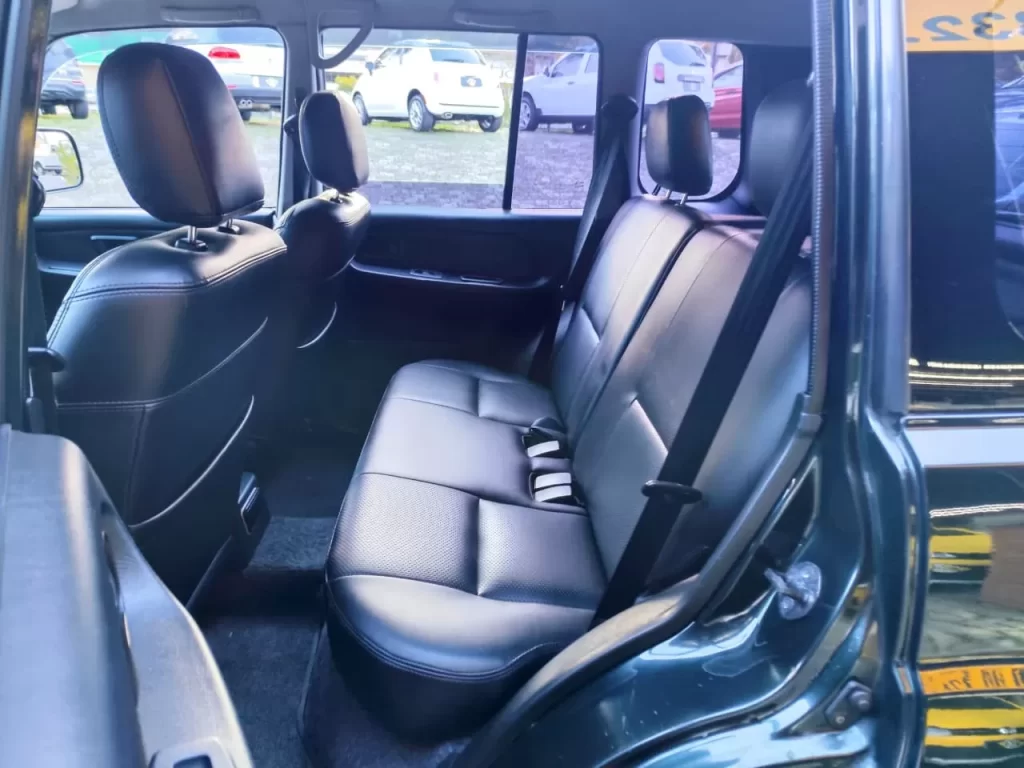 Pajero TR4 2012 4