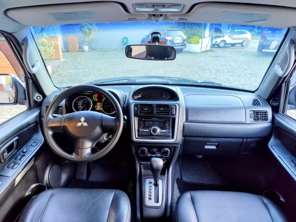Pajero TR4 2012 5